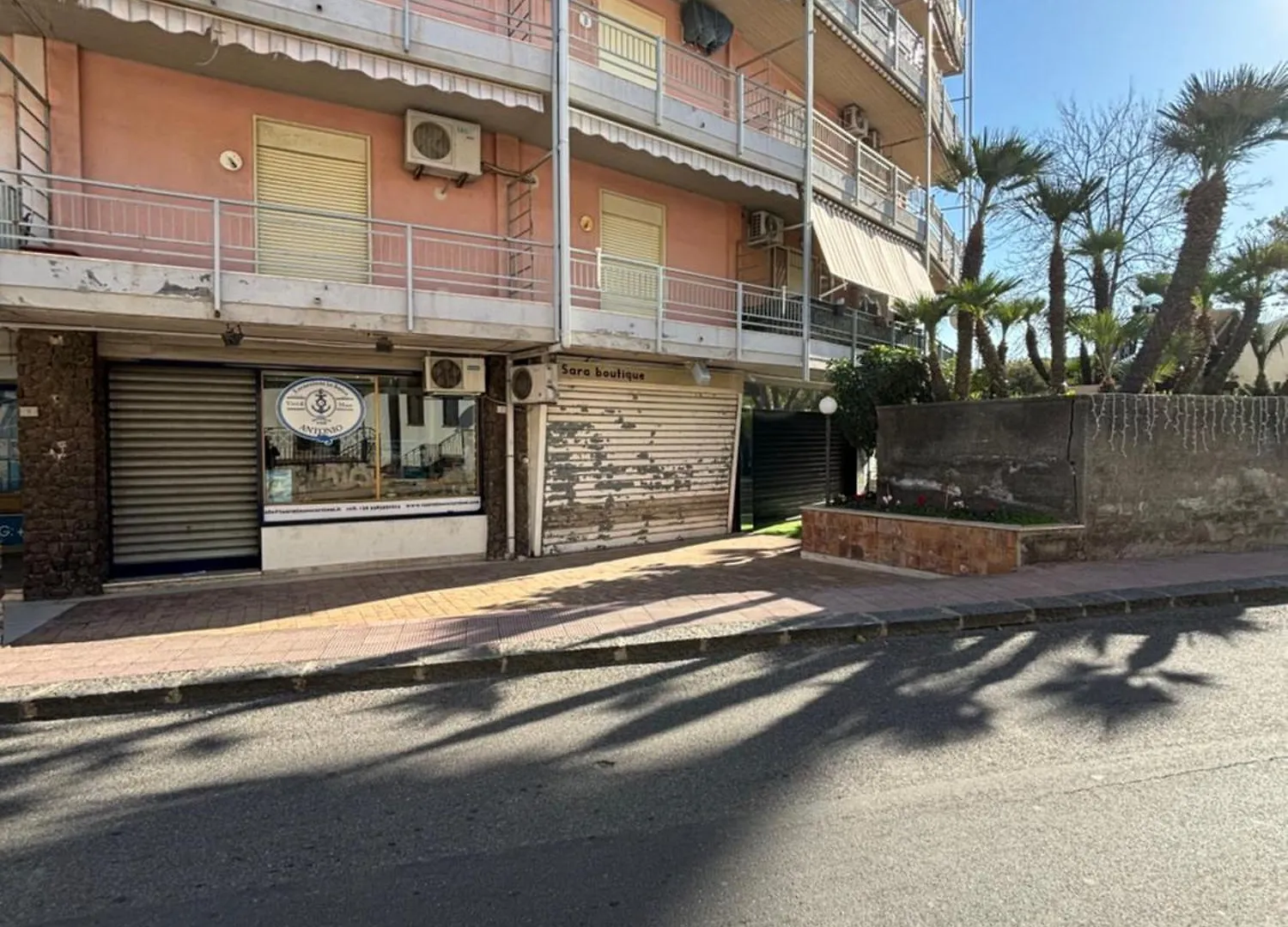 C'Est La Vie Giardini Daire